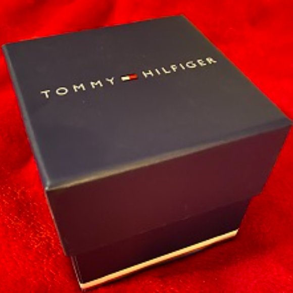 Tommy Hilfiger Men's Quartz Watch - Picture 2 of 7